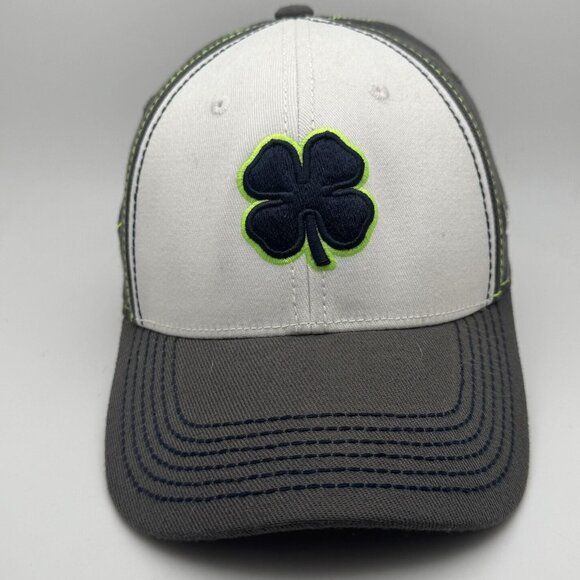 Black Clover Hat Cap Fitted Mens L/XL Gray White Embroidered Golf Memory-Fit - Picture 1 of 5